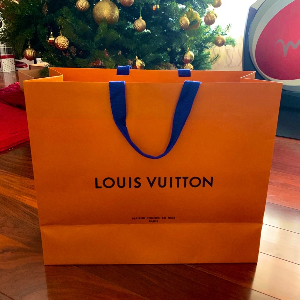 ✨Louis Vuitton shopping bag ✨